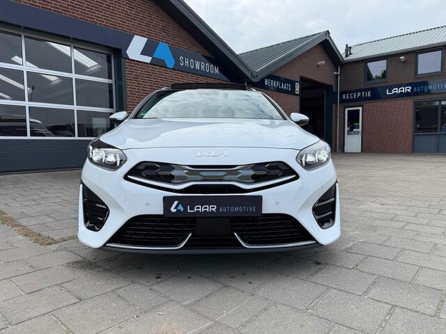 KIA CEE D Ceed Sportswagon 1.6 GDi 141PK PHEV ExecutiveLine Navi | Panorama | ACC | Virtual | Memory | Afn. Trekhaak