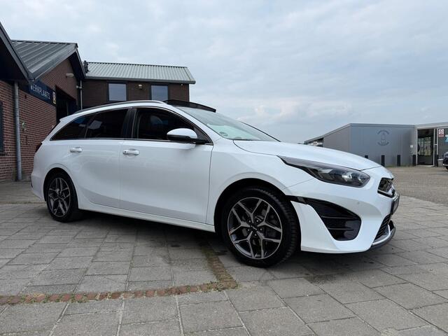 KIA CEE D Ceed Sportswagon 1.6 GDi 141PK PHEV ExecutiveLine Navi | Panorama | ACC | Virtual | Memory | Afn. Trekhaak