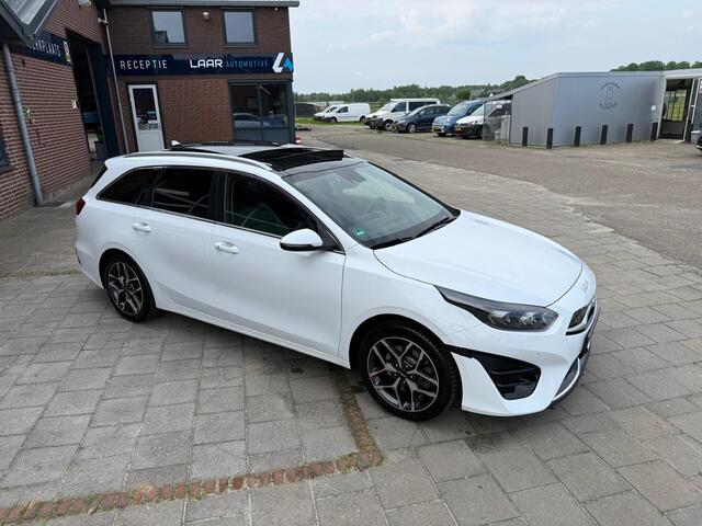 KIA CEE D Ceed Sportswagon 1.6 GDi 141PK PHEV ExecutiveLine Navi | Panorama | ACC | Virtual | Memory | Afn. Trekhaak