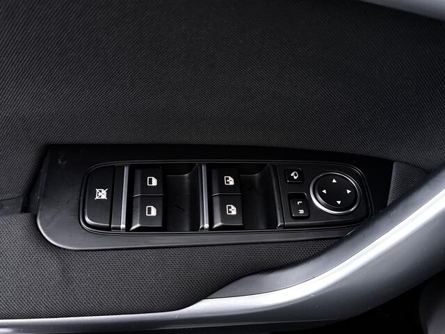 KIA CEE D Ceed Sportswagon 1.5 T-GDi DynamicLine | Climate Control | Camera | Parkeersensoren | Apple Carplay/Android Auto |