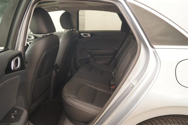 KIA CEE D Ceed 1.5 T-GDi 160pk Automaat ExecutiveLine -PANO-LEER-
