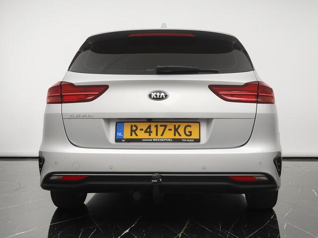 KIA CEE D ceed SW 1.5 T-GDi 160PK DynamicPlusLine - Navigatie - Camera - Stoelverwarming - Climate control - Afneembare trekhaak - Fabrieksgarantie tot 06-2028