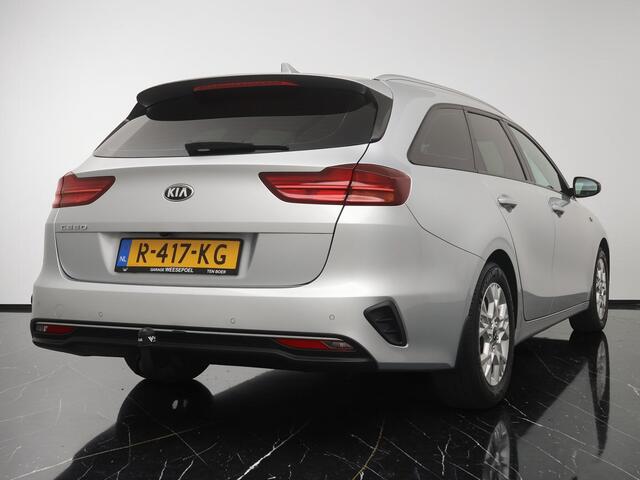 KIA CEE D ceed SW 1.5 T-GDi 160PK DynamicPlusLine - Navigatie - Camera - Stoelverwarming - Climate control - Afneembare trekhaak - Fabrieksgarantie tot 06-2028