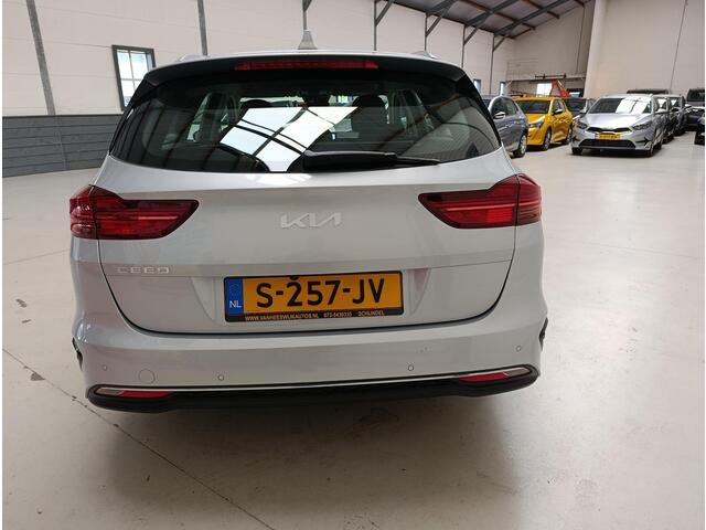 KIA CEE D Ceed Sportswagon 1.0 T-GDi MHEV DynamicLine Airco (automatisch) | Lmv | Pdc | Navi | Cv op afstand