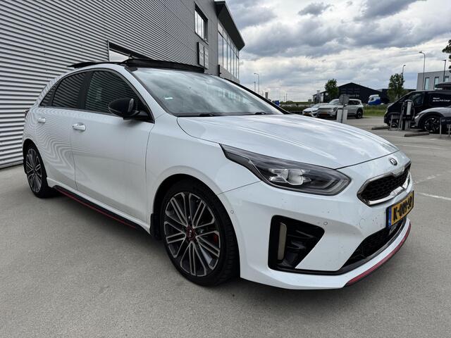 KIA CEE D Ceed 1.6 T-GDi GT Panoramadak | Automaat