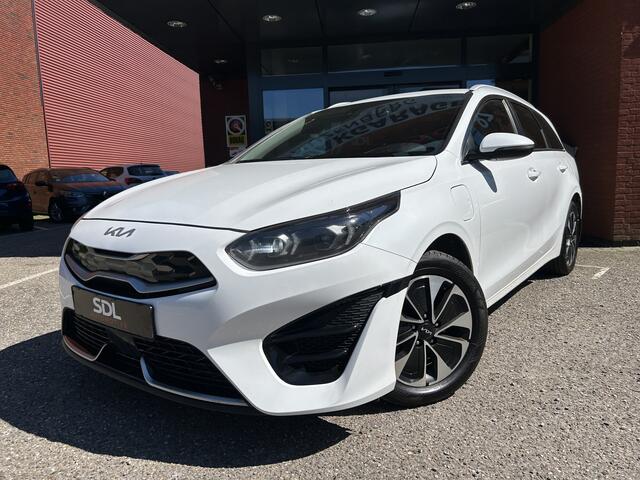 KIA CEE D Ceed Sportswagon 1.6 GDI PHEV DynamicLine // NAVI + CARPLAY // ADAPTIVE CRUISE // FULL LED // KEYLESS // STOEL + STUURWIELVERWARMING