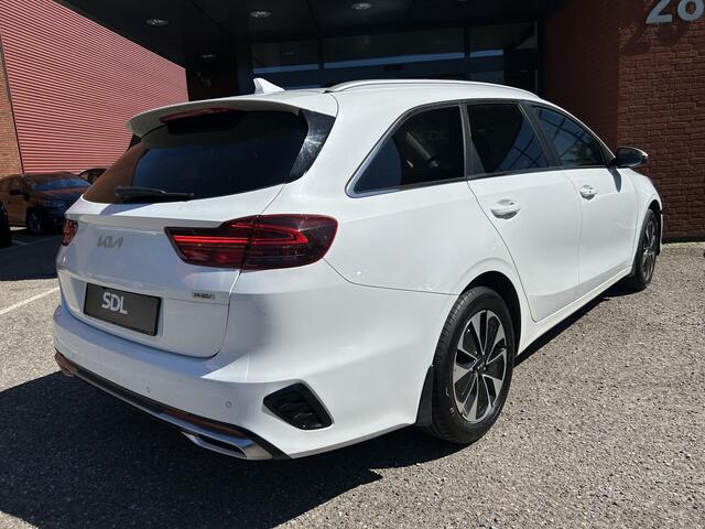 KIA CEE D Ceed Sportswagon 1.6 GDI PHEV DynamicLine // NAVI + CARPLAY // ADAPTIVE CRUISE // FULL LED // KEYLESS // STOEL + STUURWIELVERWARMING