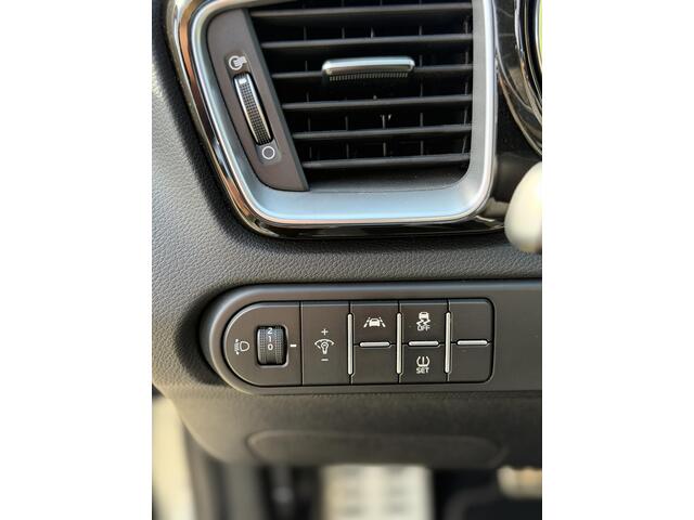 KIA CEE D Ceed Sportswagon 1.5 T-GDi GT-Line Edition