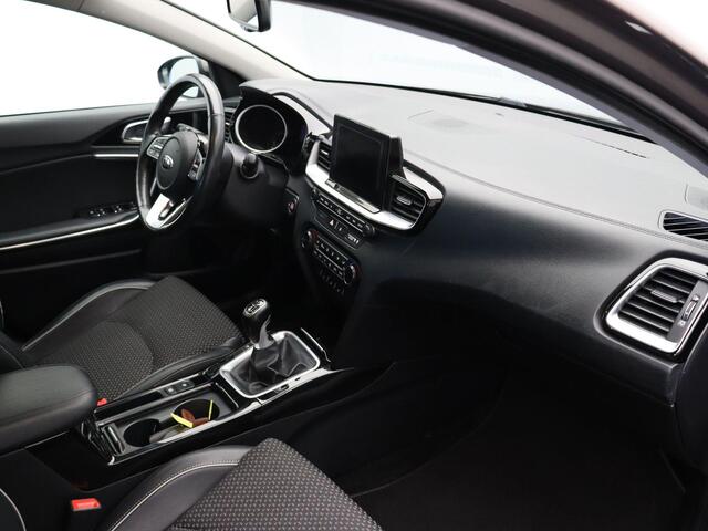 KIA CEE D Ceed 1.0 T-GDi DynamicPlusLine | Trekhaak | autohold functie | stuur - en stoelverwarming | camera achter |