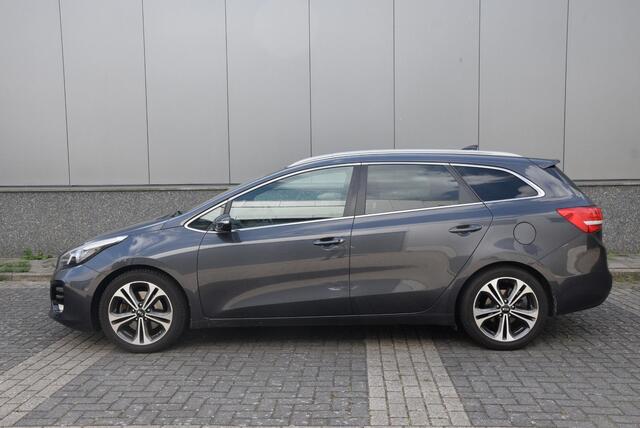 KIA CEE D cee'd Sportswagon 1.0 T-GDi GT-Line Edition | Dealer onderhouden | Schuif-kantel dak | Stuur/-stoelverwarming |