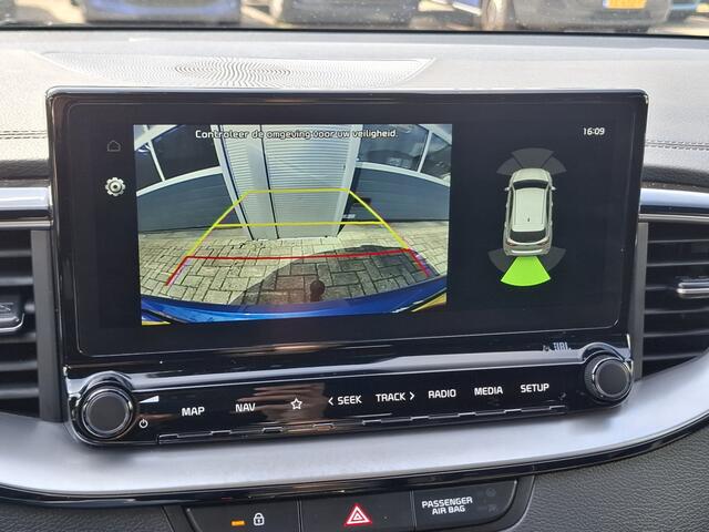 KIA CEE D Ceed Sportswagon 1.5 T-GDi MHEV GT-Line Edition | Navigatie/Android/Apple Carplay | LM Velgen 17" | Cruise Control | Suede Bekleding | Airco |