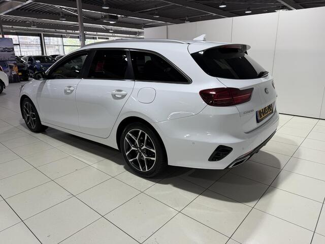 KIA CEE D Ceed SW 1.5 T-GDi MHEV GT-Line Edition AUTOMAAT, Stoel en Stuur verwarming, Apple Carplay/Android Auto, Navigatie, Camera.