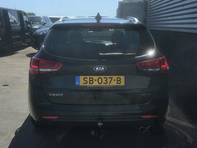 KIA CEE D cee'd Sportswagon 1.0 T-GDi GT-Line Summer Edition Schuif/kanteldak, Trekhaak, Nieuw geleverd en dealeronderhouden, Stoel- & Stuurwiel verwarmd, Navigatie, Climate control