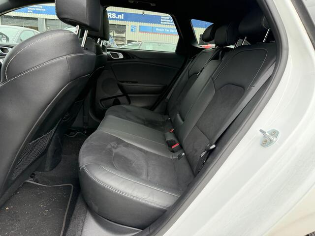 KIA CEE D Ceed Sportswagon 1.5 T-GDi GT-Line / Panorama / ACC / LED / Memory