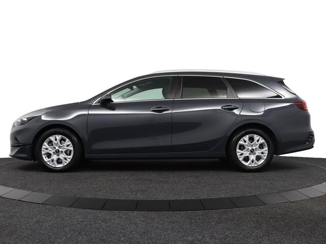 KIA CEE D Ceed Sportswagon 1.5 T-GDi MHEV DynamicPlusLine - Automaat - Adaptief Cruise control - Stoel verwarming - Stuurwiel verwarming - Fabrieksgarantie tot 06-2030
