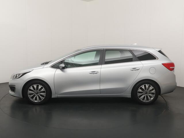 KIA CEE D cee'd Sportswagon 1.6 GDI DynamicLine | Trekhaak | Camera | Navi | Clima |