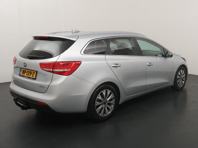KIA CEE D cee'd Sportswagon 1.6 GDI DynamicLine | Trekhaak | Camera | Navi | Clima |