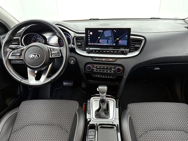KIA CEE D Ceed Sportswagon 1.5 T-GDi 160PK Automaat DynamicPlusLine / Trekhaak / Airco-ecc./ Pdc+Camera / Stoel-Stuurverwarming / 1/2Leder / Apk 08-2027
