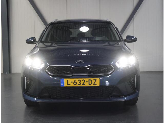 KIA CEE D Ceed Wagon 1.6 GDI PHEV DynamicPlusLine | 1ste eigenaar | AppleCarPlay/AndroidAuto | Stuur/stoelverwarming | Adaptief Cruise Control | Camera | LEER/Stof | LED lampen | Navigatie | AUTOMAAT | Isofix | Privacy Glass | Parkeersensoren |