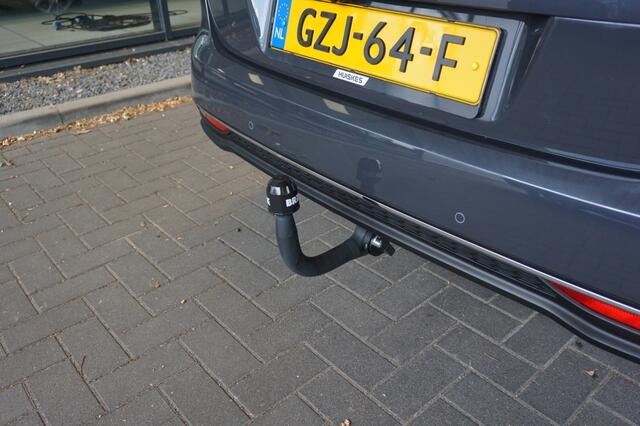 KIA CEE D Ceed Sportswagon 1.5 T-GDi DynamicPlusLine | Trekhaak | Stoel-/stuurverwarming
