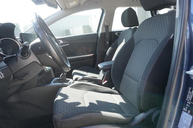 KIA CEE D Ceed Sportswagon 1.0 T-GDi DynamicLine | CAMERA | ECC | CARPLAY | NAVI |