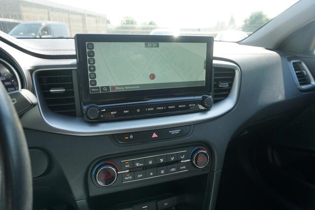 KIA CEE D Ceed Sportswagon 1.0 T-GDi DynamicLine | CAMERA | ECC | CARPLAY | NAVI |