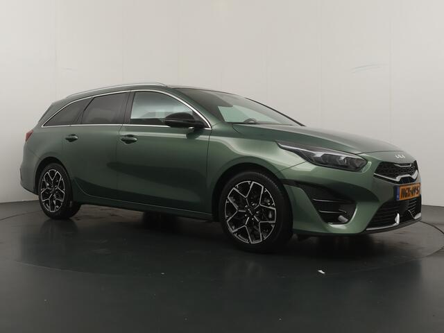 KIA CEE D Ceed Sportswagon 1.5 T-GDi GT-Line - Schuifkantel dak - Camera - Lichtmetalen GT Velgen - AppleCarplay - Android Auto - Adaptief cruise control - - Fabrieksgarantie tot 03-2032 of 150.000km