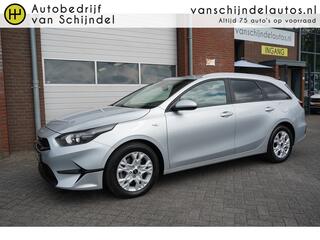 KIA CEE D