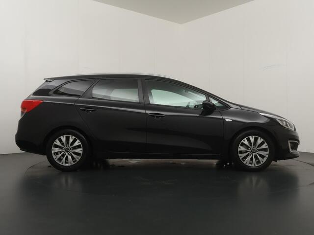 KIA CEE D cee'd Sportswagon 1.0 T-GDi ComfortPlusLine Navigator - Navigatie - Climate Control - Trekhaak
