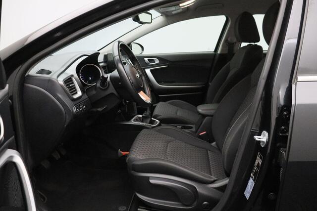 KIA CEE D Ceed Sportswagon 1.0 T-GDi DynamicLine 2019 | Airco | Navigatie | Cruise Control | DAB Radio | Apple/Android Carplay | Achteruitrij Camera | Stuurwiel Bediening | 2 Sleutels | Nationale Autopas