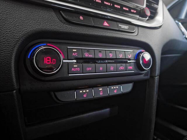 KIA CEE D Ceed Sportswagon 1.5 T-GDi DynamicPlusLine | Trekhaak | Fabrieksgarantie | Winterpakket | Camera |