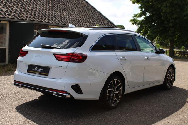 KIA CEE D Ceed Sportswagon 1.6 GDI PHEV PREMIUM SOh PANO LEER LED NAVI 69000KM!!!