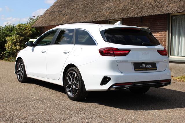 KIA CEE D Ceed Sportswagon 1.6 GDI PHEV PREMIUM SOh PANO LEER LED NAVI 69000KM!!!