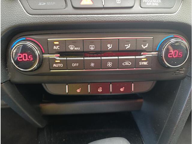 KIA CEE D Ceed Sportswagon 1.4 T-GDi DynamicPlusLine Automaat | Afneembare Trekhaak | Keyless | Stoel + stuur verwarming