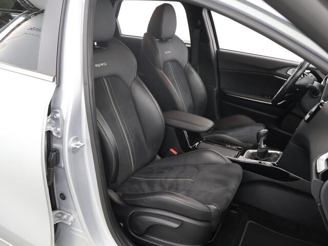 KIA CEE D Ceed Sportswagon 1.5 T-GDi GT-Line Business Edition | JBL Audio | Stoel/Stuurverwarming | Keyless Go | Parkeercamera | Navigatie | Cruise Control | Climate Control |