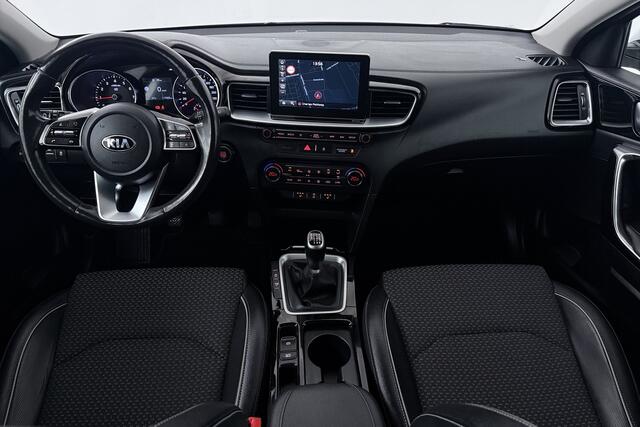 KIA CEE D Ceed Sportswagon 1.0 T-GDi DynamicPlusLine (STOEL/STUUR VERWARMING, NAVIGATIE, CAMERA, PARKEERSENSOREN)