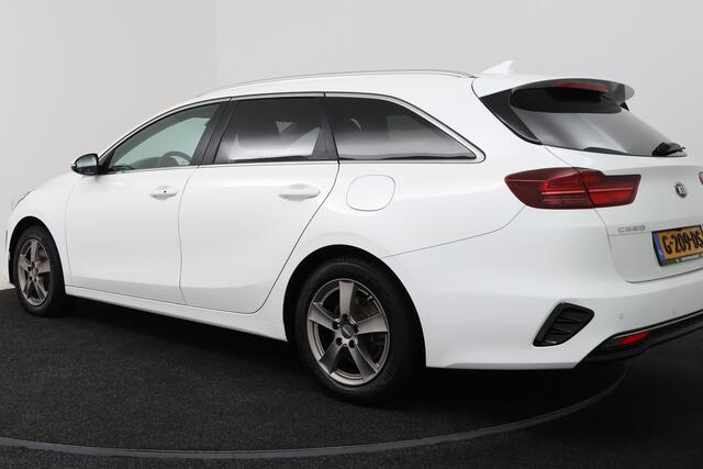 KIA CEE D Ceed Sportswagon 1.0 T-GDi DynamicPlusLine (STOEL/STUUR VERWARMING, NAVIGATIE, CAMERA, PARKEERSENSOREN)