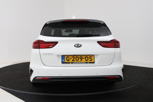 KIA CEE D Ceed Sportswagon 1.0 T-GDi DynamicPlusLine (STOEL/STUUR VERWARMING, NAVIGATIE, CAMERA, PARKEERSENSOREN)