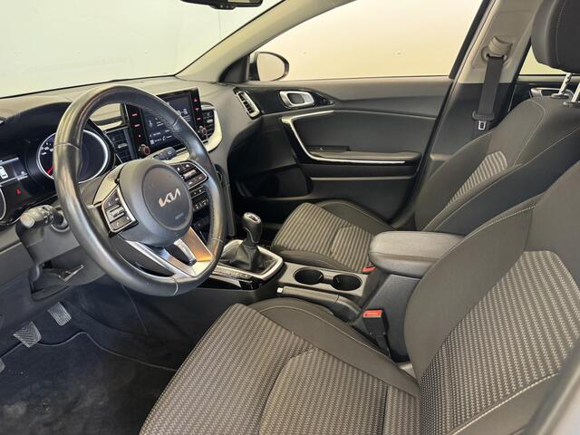 KIA CEE D Ceed Sportswagon 1.5 T-GDi DynamicPlusLine | Trekhaak | Dealer onderhouden | Stoel- Stuurverwarming | App Connect