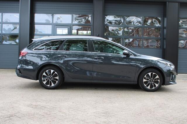 KIA CEE D 1.6 GDI PHEV DYN+L. Stoel en stuurverwarming