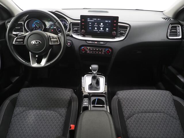 KIA CEE D Ceed Sportswagon 1.6 GDI PHEV DynamicLine | Camera | Keyless | Carplay | LED | Cruise | Lane Assist | Climate