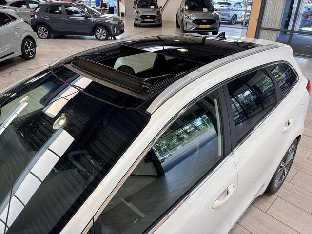 KIA CEE D cee'd Sportswagon 1.0 T-GDi 120pk GT-Line Summer Edition | Pano | Camera | Clima | Cruise | Stoel // Stuurwiel verwarming | All-Season banden |
