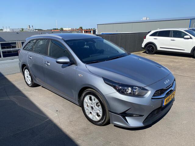 KIA CEE D Ceed Sportswagon 1.0 T-GDi ComfortLine Navigatie, BTW-auto, Achteruitrijcamera, Climate control, Adaptieve cruise control