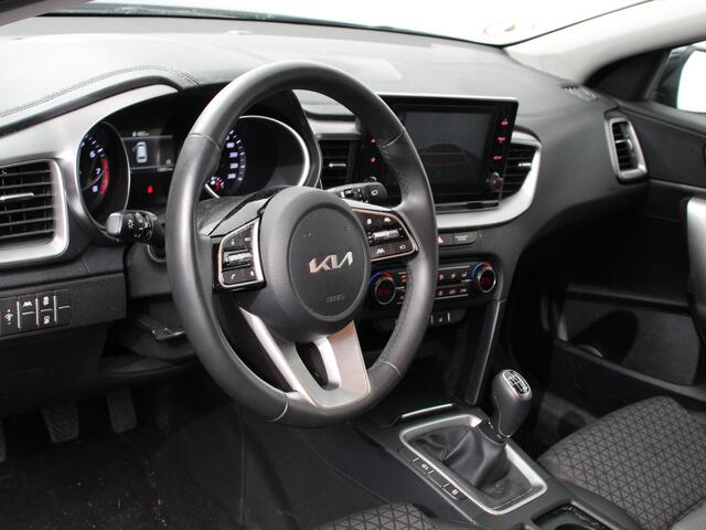 KIA CEE D Ceed Sportswagon 1.0 T-GDi 120pk Dynamic Line Climate control Cruise control Apple Carplay/ Android Auto Navigatie Stuur + stoel verwarming Achteruitrijcamera
