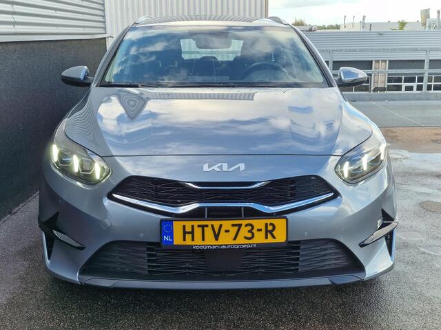 KIA CEE D Ceed Sportswagon 1.5 T-GDi DynamicLine Trekhaak, navigatie Apple CarPlay/Android Auto, parkeersensoren v&a, cruise control, 1e eign. BTW-auto