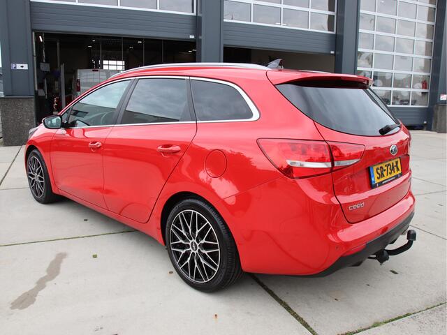KIA CEE D cee'd Sportswagon 1.0 T-GDi GT-Line Edition Camera-Carplay, Trekhaak, Stoel- & Stuurvw. Zomeractie!