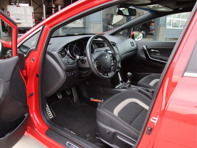 KIA CEE D cee'd Sportswagon 1.0 T-GDi GT-Line Edition Camera-Carplay, Trekhaak, Stoel- & Stuurvw. Zomeractie!