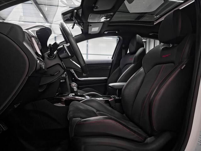 KIA CEE D Ceed 1.6 T-GDi GT | Panoramadak | JBL | Memory | Winterpack | Zeer netjes! |
