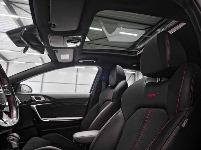 KIA CEE D Ceed 1.6 T-GDi GT | Panoramadak | JBL | Memory | Winterpack | Zeer netjes! |