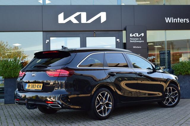 KIA CEE D Ceed Sportswagon 1.5 T-GDi MHEV GT-Line Edition | Trekhaak | Stoel-/ Stuurverwarming | Adaptieve Cruise Control | Tot 10Jr. Kia-Garantie |